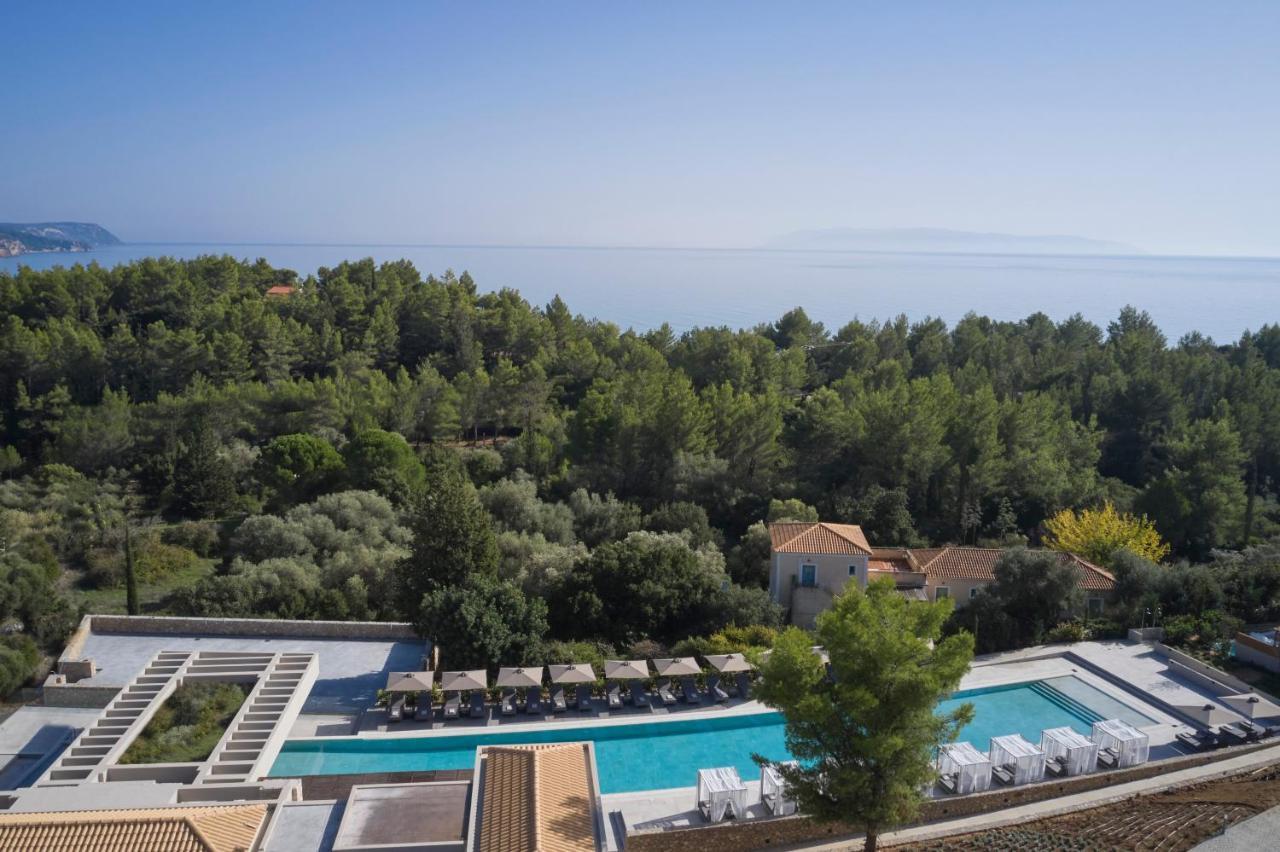 Celestial All Suites Afrato Екстериор снимка