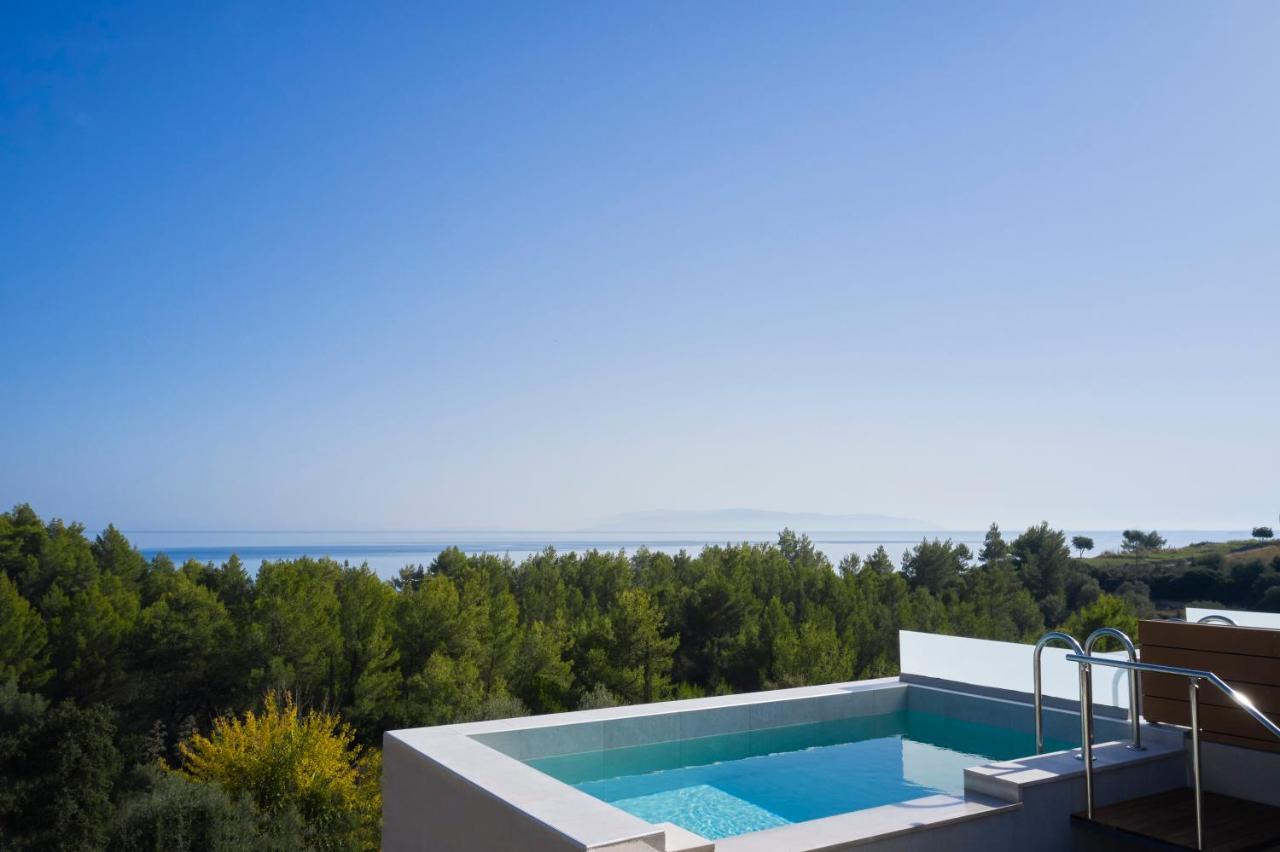 Celestial All Suites Afrato Екстериор снимка